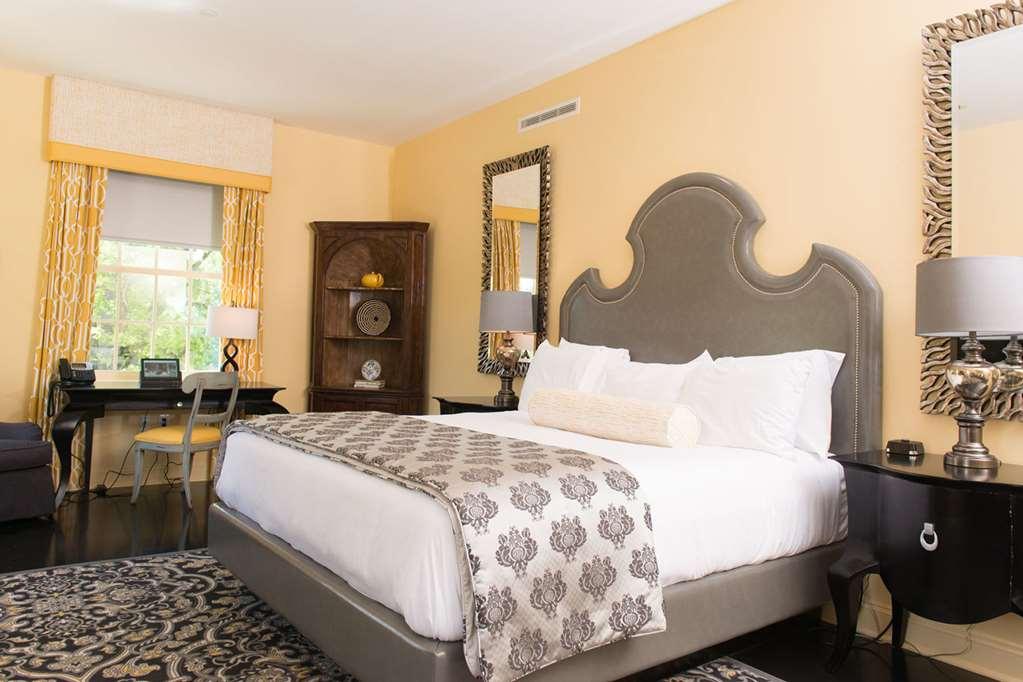 The Mayton Cary Chambre photo